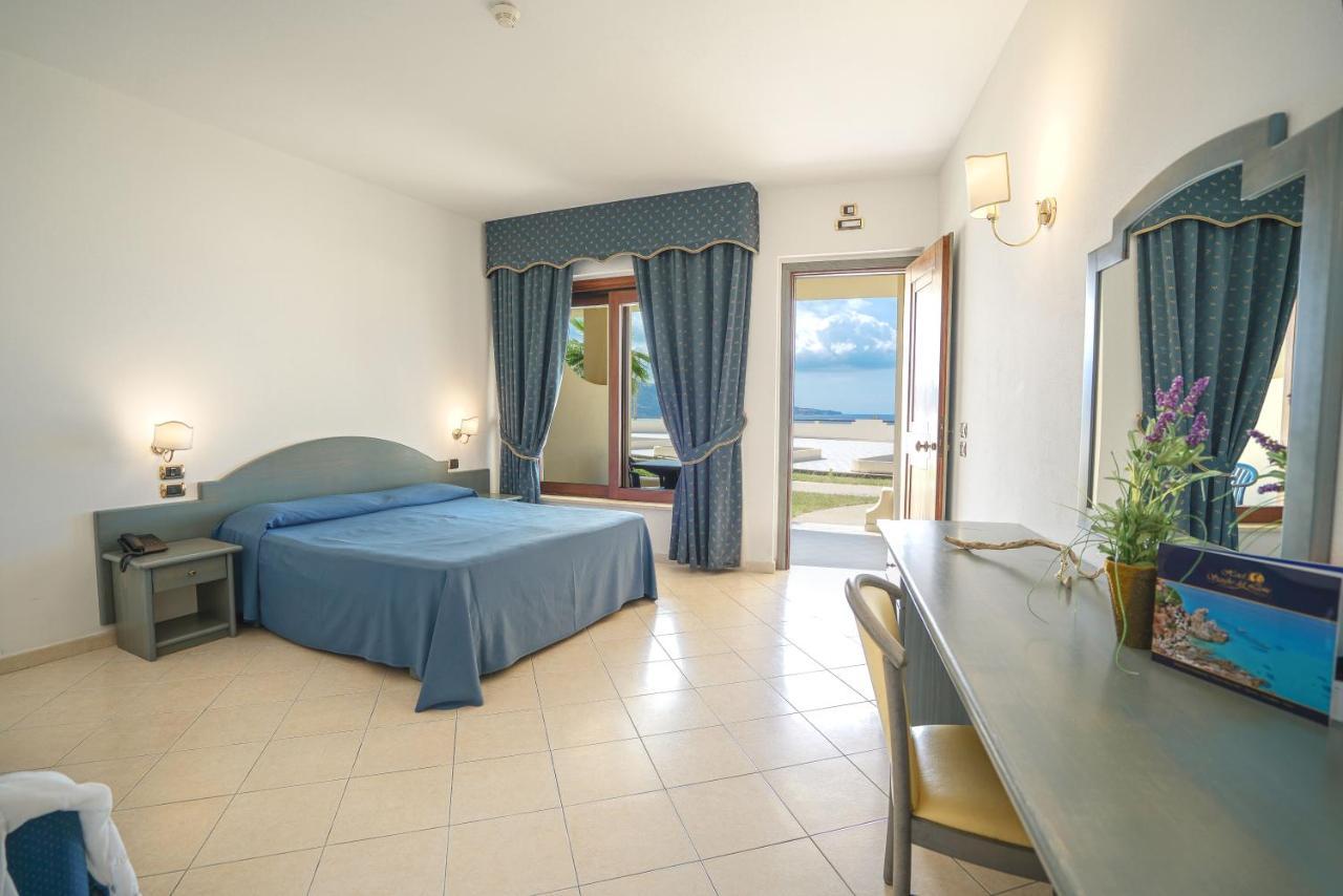 Hotel Scoglio Del Leone Zambrone Buitenkant foto